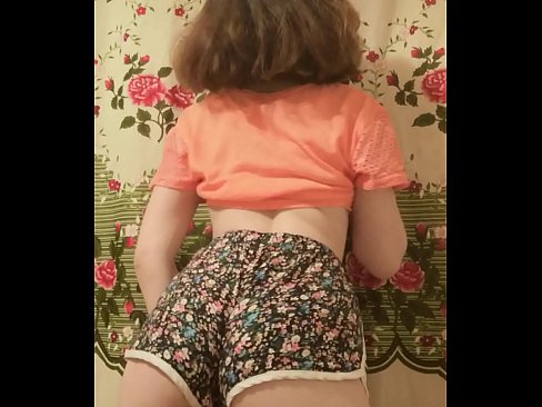 ❤️ מותק צעיר סקסי פושט את המכנסיים הקצרים במצלמה ️❌ פורנו רוסי אצלנו iw.porno-negrov.ru ﹏